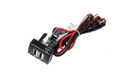 USB-зарядное устройство на 2 слота для Лада Гранта
